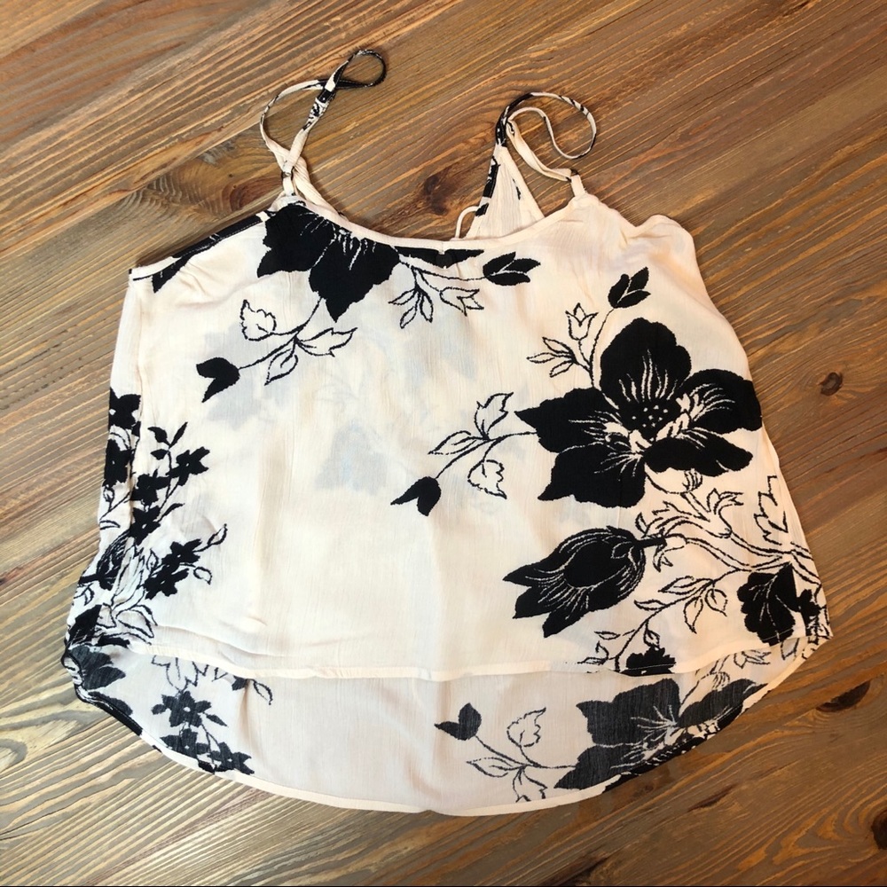 Billabong Floral Black and Ivory Lace-Up Top - Picture 4 of 6
